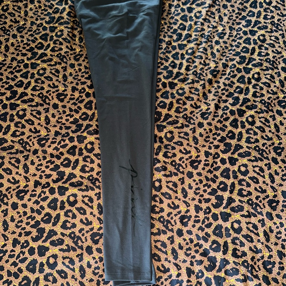 PINK Victoria’s Secret Dark Gray Leggings